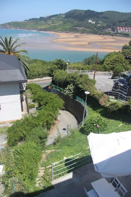Kurtzieta Beach Mundaka Bagian luar foto